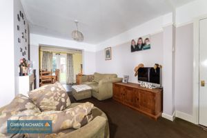 Sitting Room- click for photo gallery